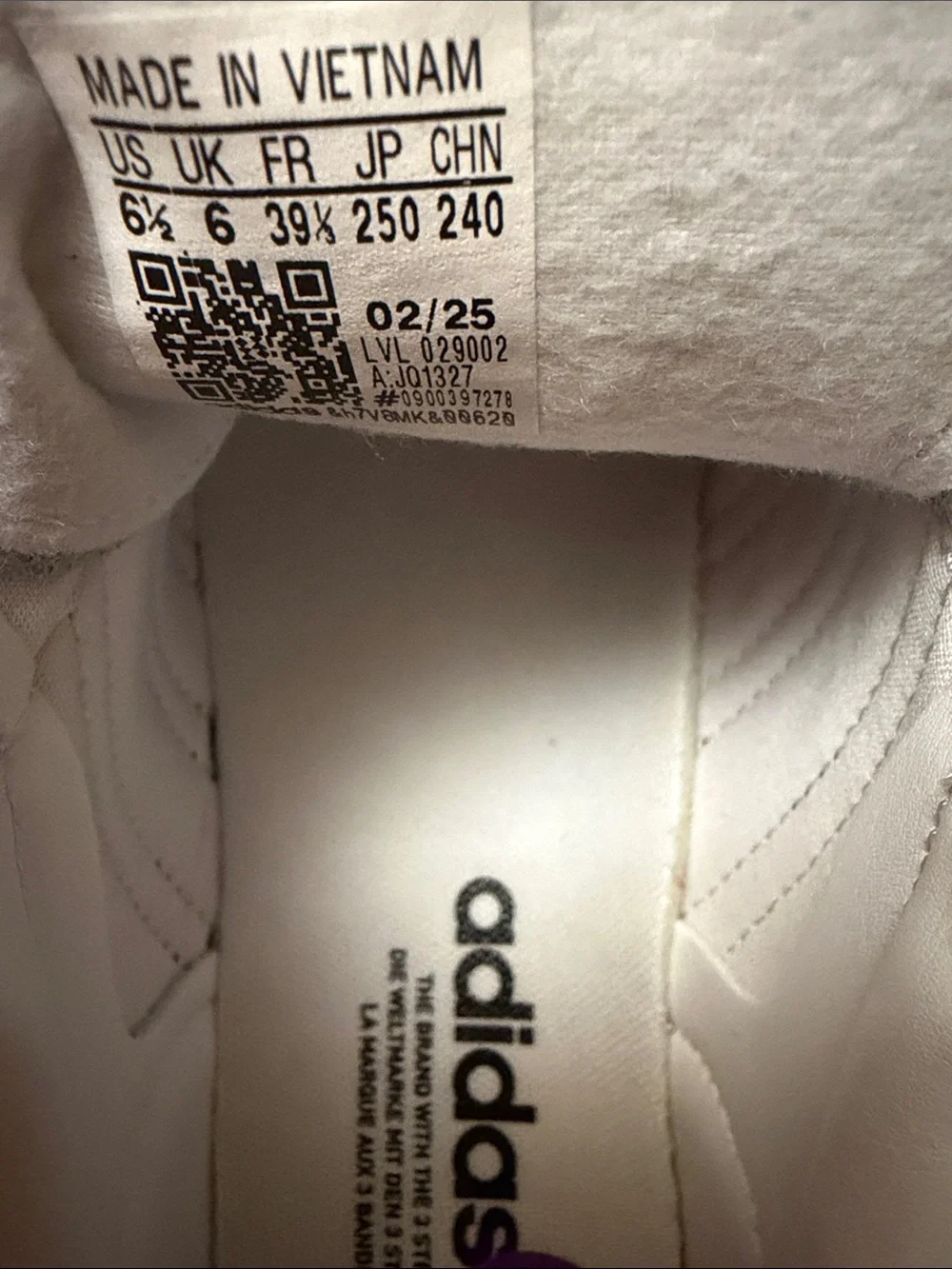 adidas youth sneakers